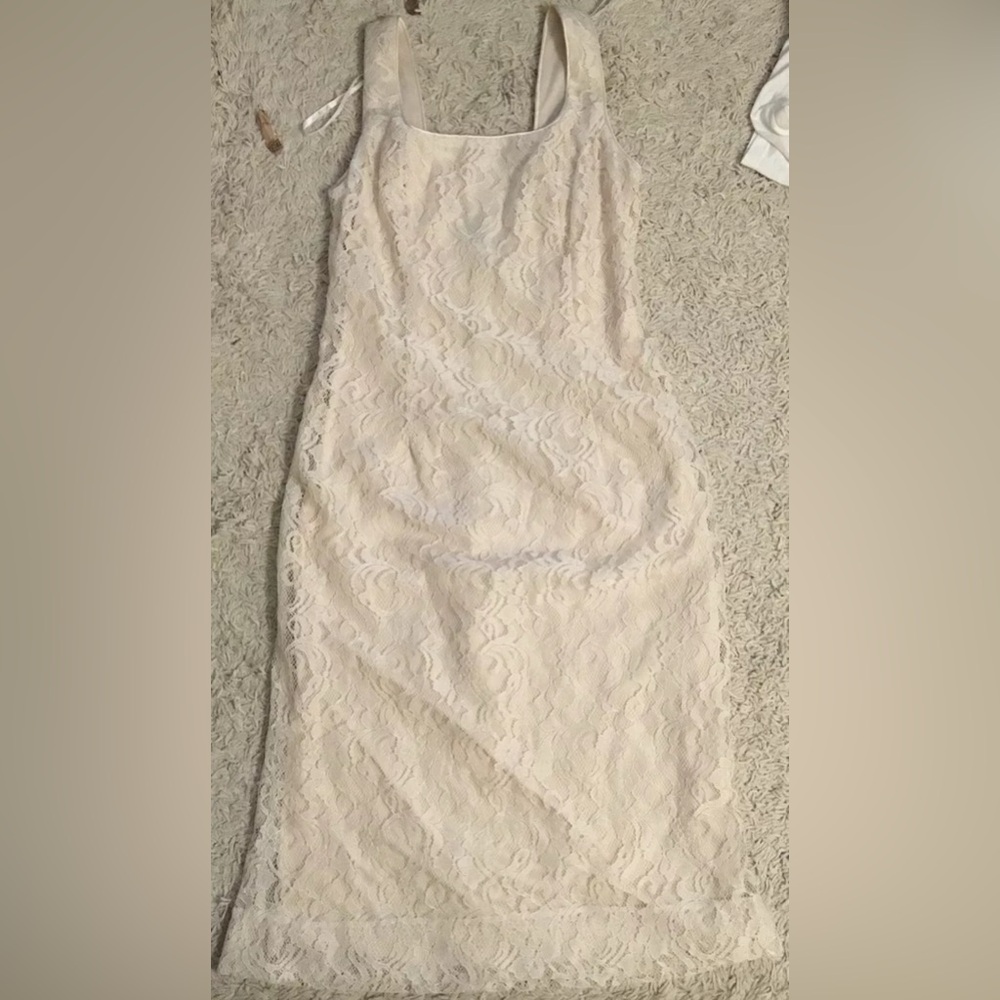 BETSY & ADAM beige lace sleeveless mid calf midi dress 6 Small S and